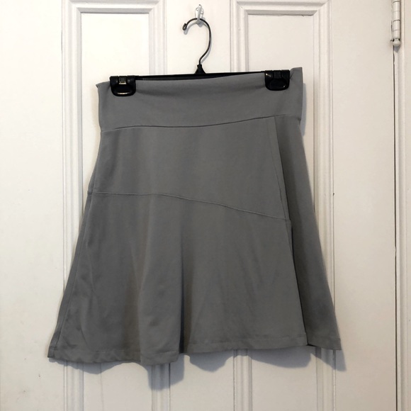 ATHLETA Size XS  faux wrap pull on skirt - Picture 1 of 5